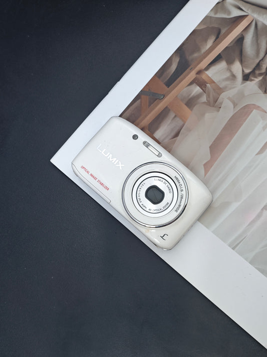 Used Panasonix Lumix DMC-S2 white Digital Camera [JPN only, No charger] #xxx
