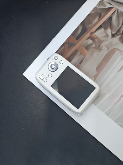 Used Panasonix Lumix DMC-S2 white Digital Camera [JPN only, No charger] #xxx