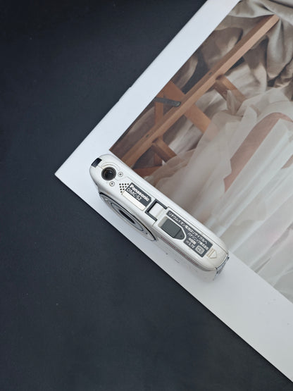 Used Panasonix Lumix DMC-S2 white Digital Camera [JPN only, No charger] #xxx