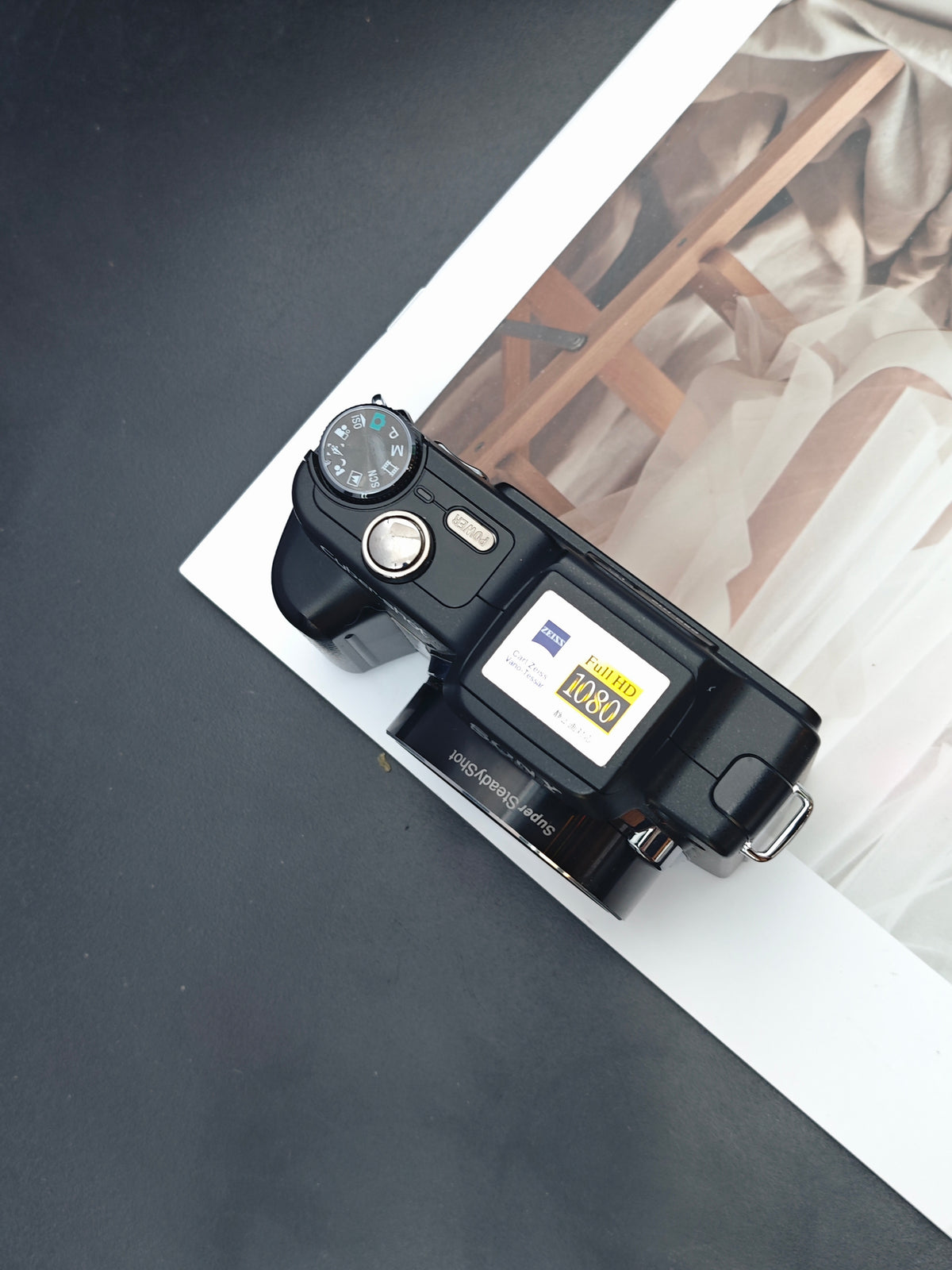 Used Sony Cyber-shot DSC-H10 black Digital Camera [JPN only, No charger]