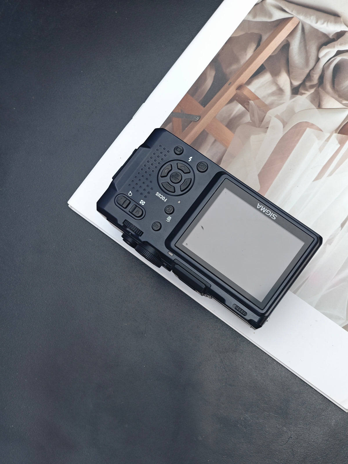 Used Sigma DP1 Digital Camera [with box]
