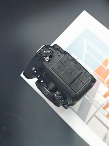 Used Nikon D7100 body Digital Camera [Shutter Count 105xx] #2032576