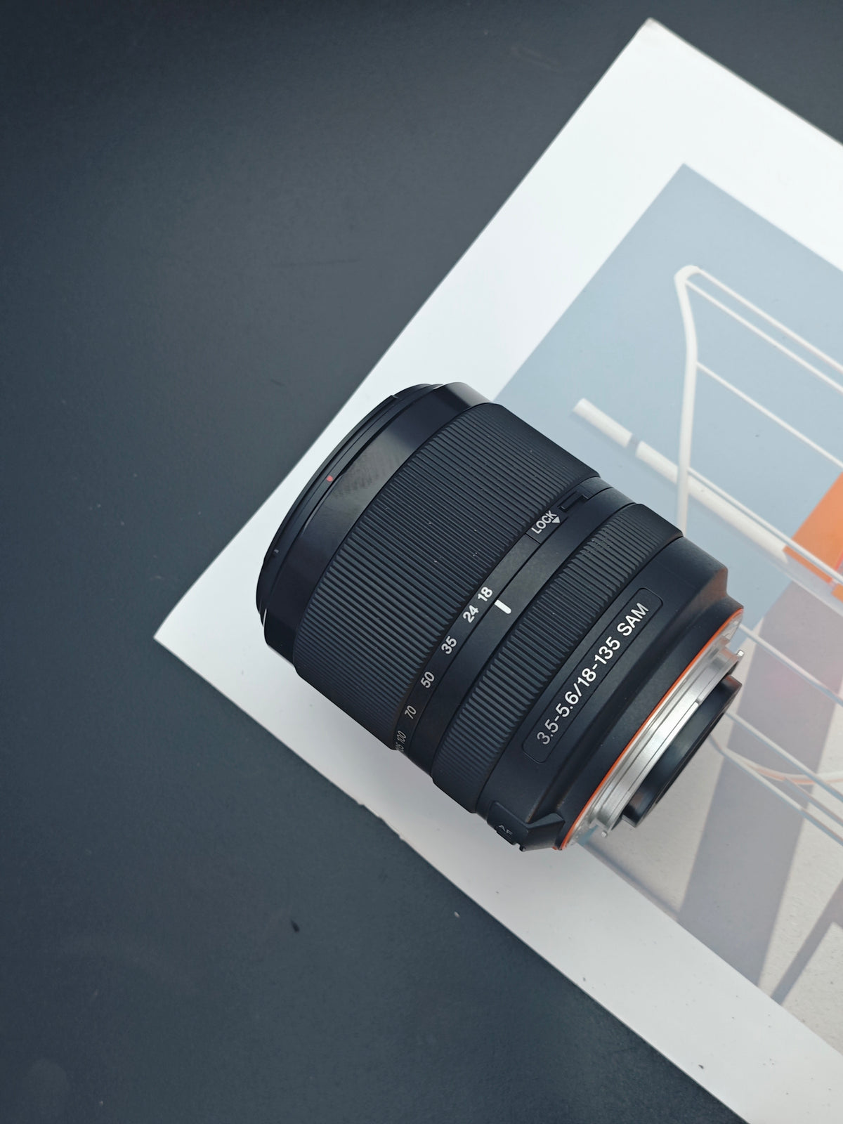 Sony DT 18-135mm F3.5-5.6 SAM [SAL18135]
