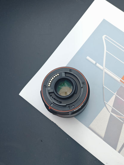 Sony DT 35mm F1.8 SAM [SAL35F18]