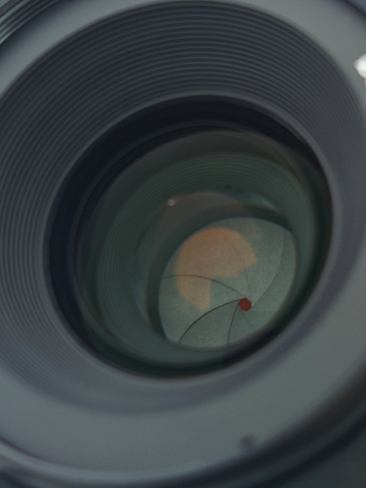 Sony DT 35mm F1.8 SAM [SAL35F18]