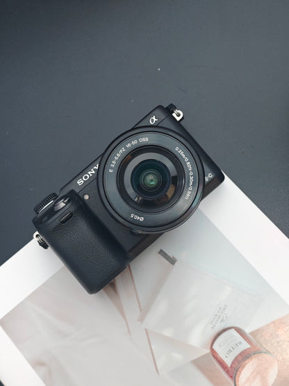 Used Sony NEX-6 with E 16-50mm F3.5-5.6 OSS [JPN only]