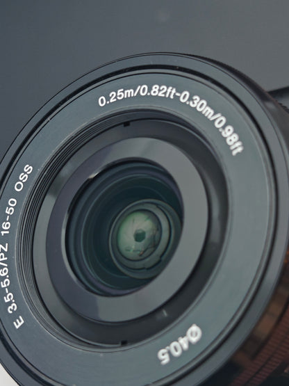 Used Sony NEX-6 with E 16-50mm F3.5-5.6 OSS [JPN only]