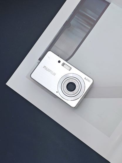 Used FujiFilm FinePix J10 silver Digital Camera [with box]