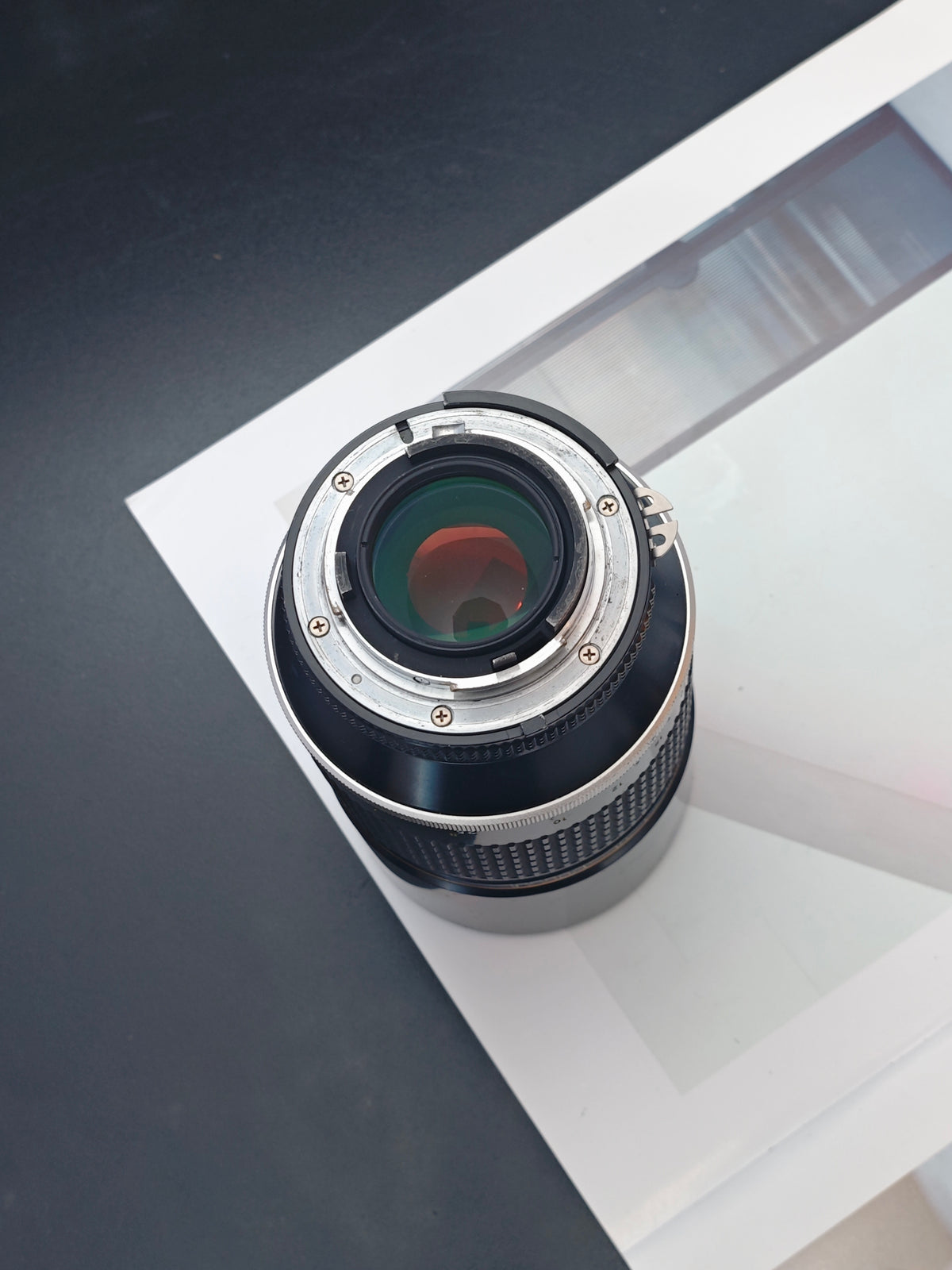 *READ* Nikon ED Nikkor 180mm F2.8 Ai-S #425665