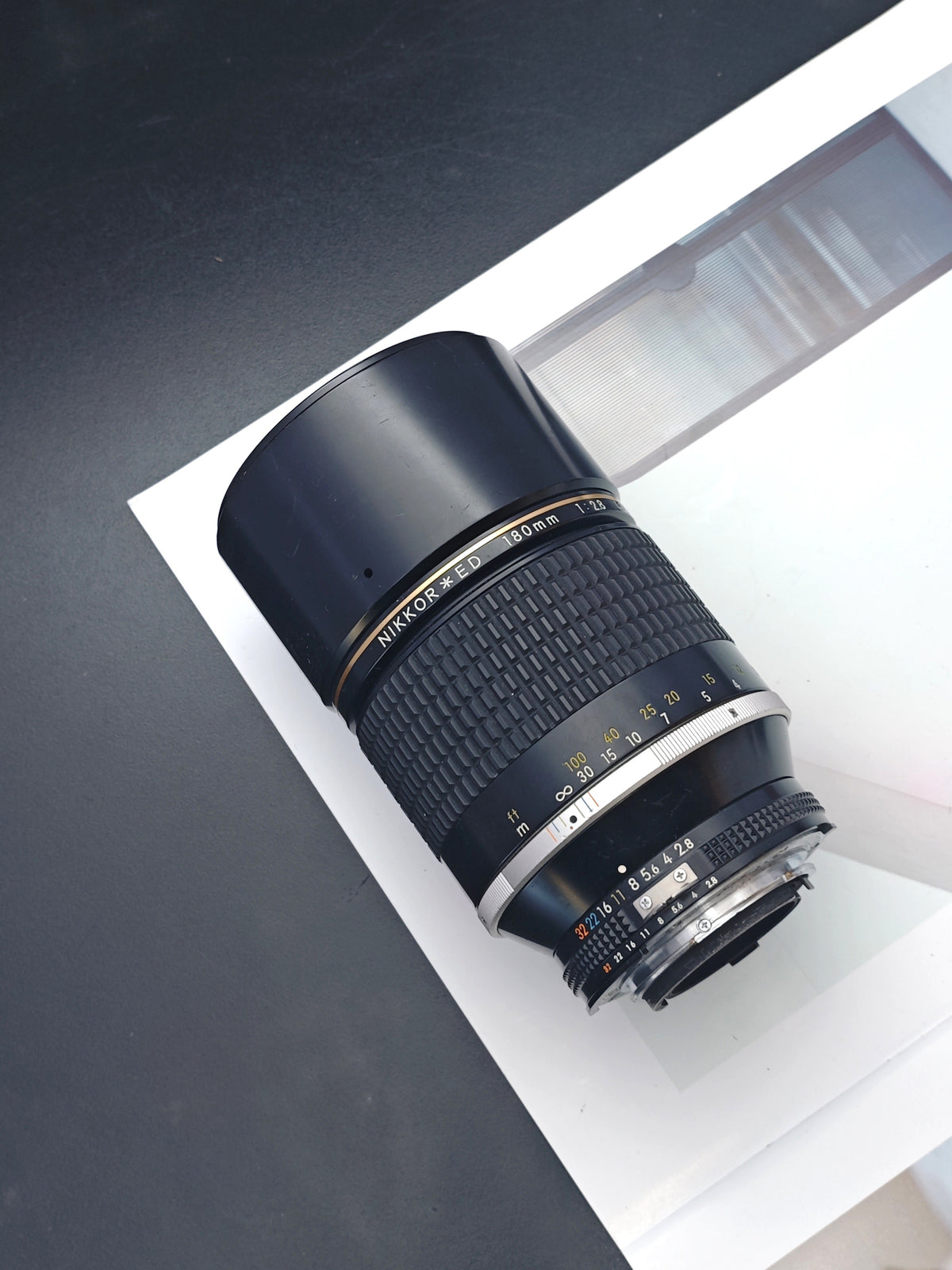 *READ* Nikon ED Nikkor 180mm F2.8 Ai-S #425665