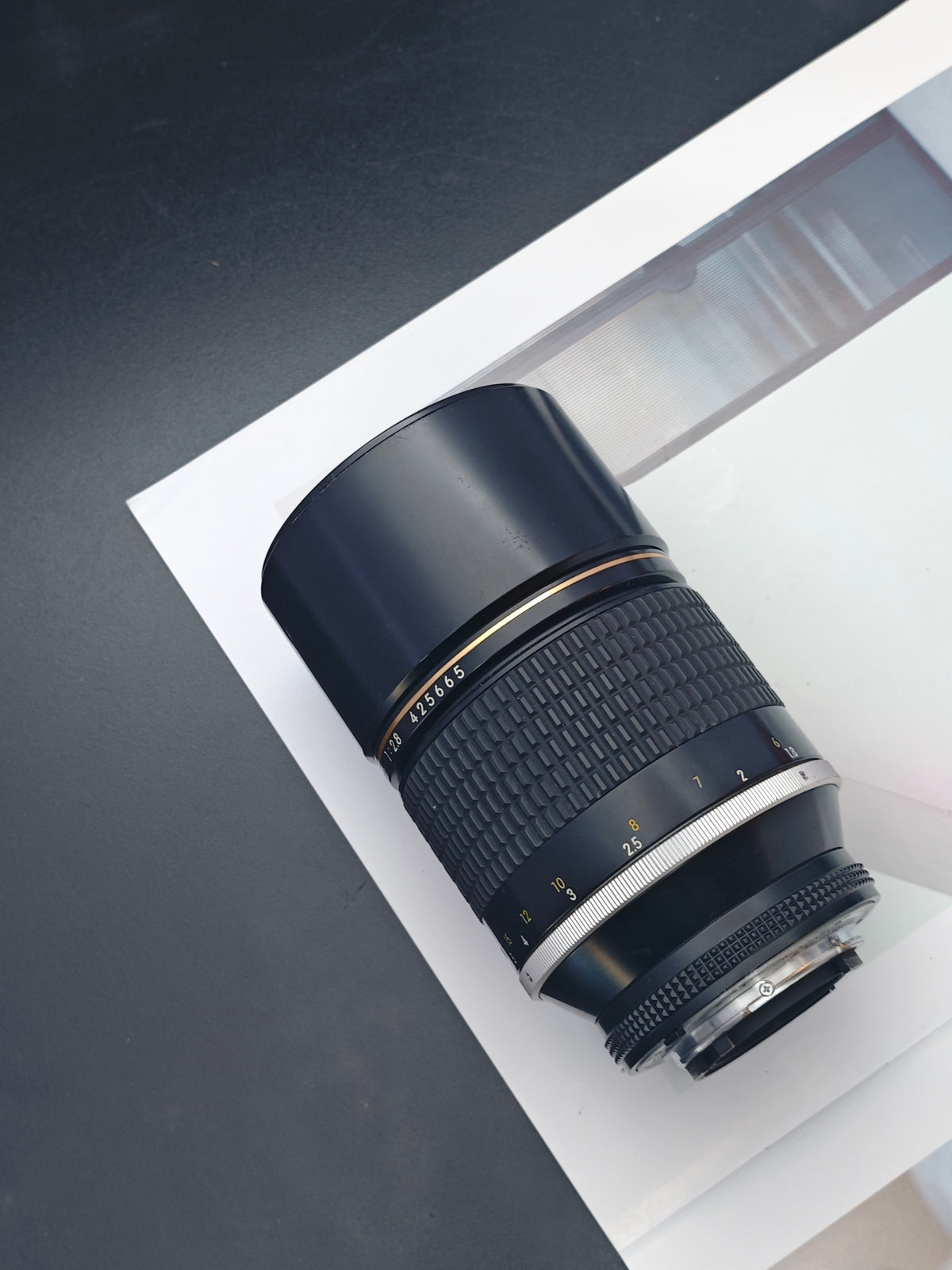 *READ* Nikon ED Nikkor 180mm F2.8 Ai-S #425665