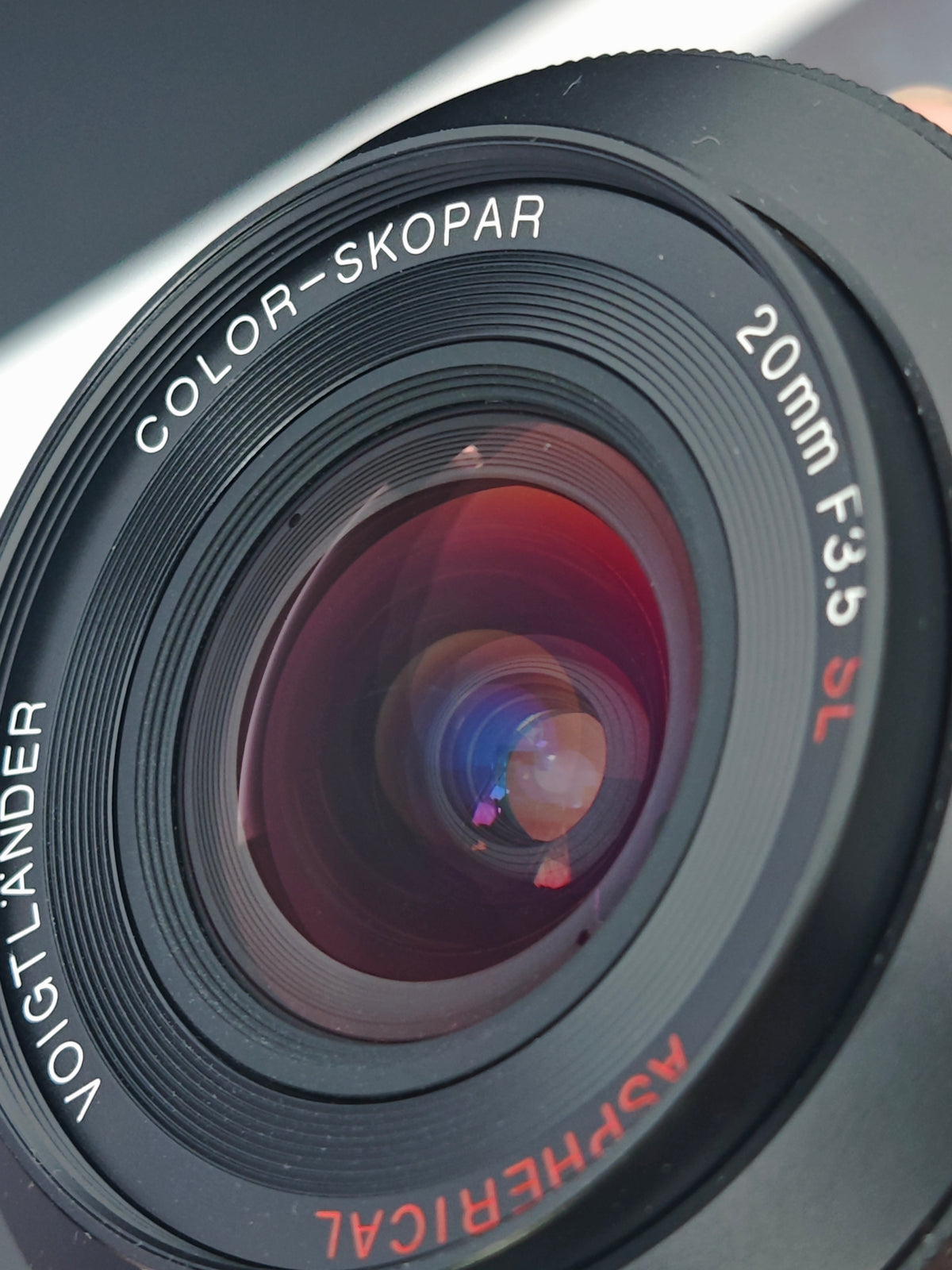 Voigtlander Color-Skopar 20mm F3.5 SL [EF mount]
