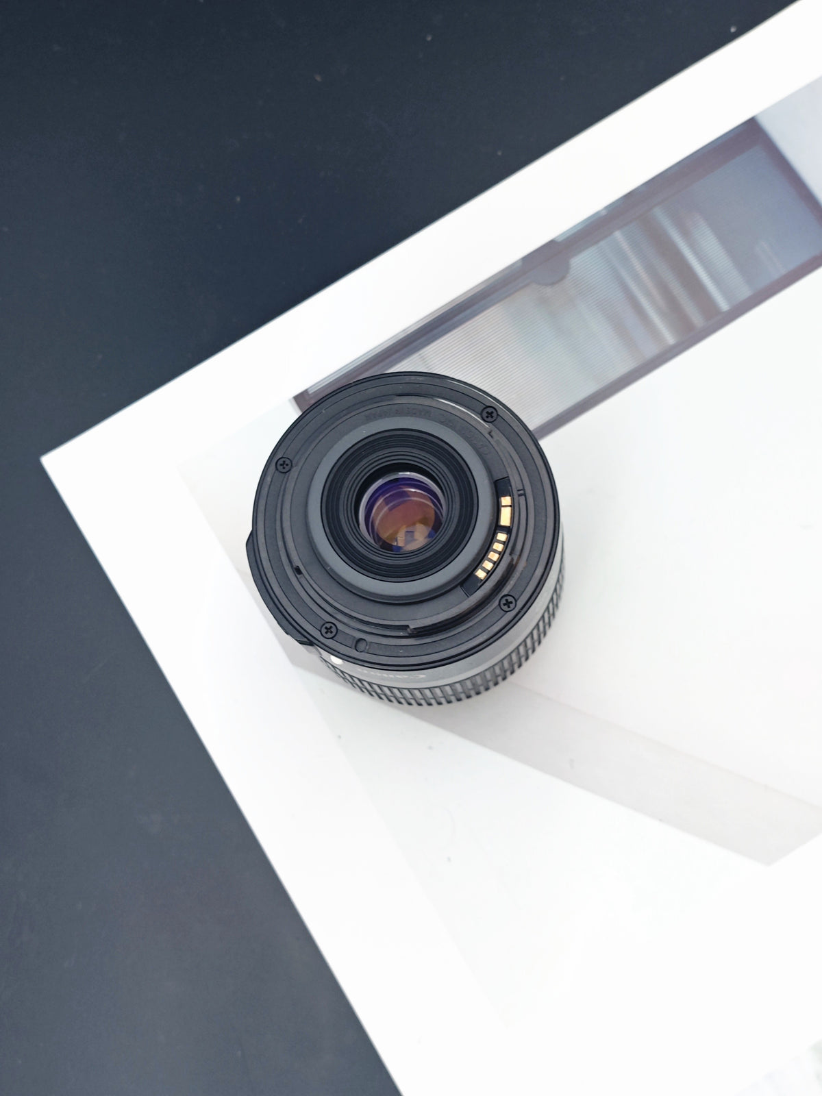Canon Zoom Lens EF-S 18-55mm F3.5-5.6 IS