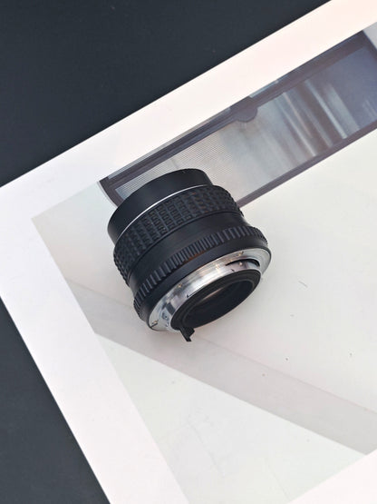 *READ* SMC Pentax-M 35mm F2
