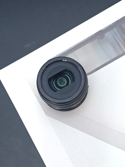 Sony E 20mm F2.8 [SEL20F28]