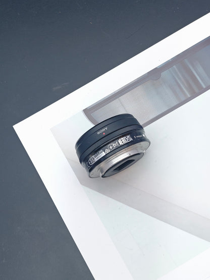 Sony E 20mm F2.8 [SEL20F28]