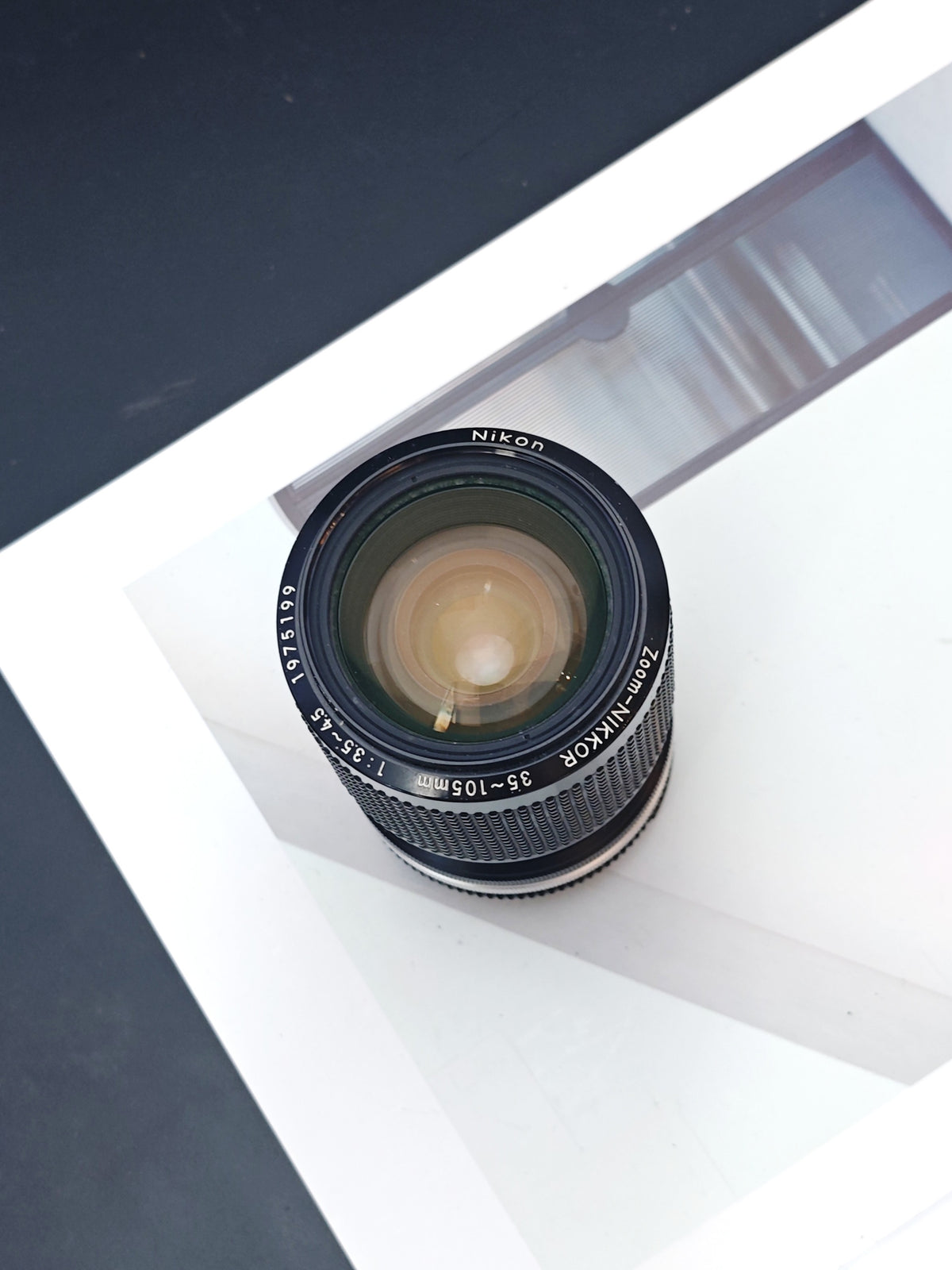 Nikon Zoom-Nikkor 35-105mm F3.5-4.5 Ai-S