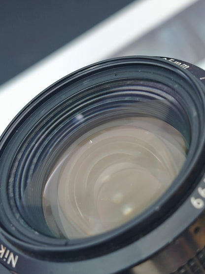 Nikon Zoom-Nikkor 35-105mm F3.5-4.5 Ai-S