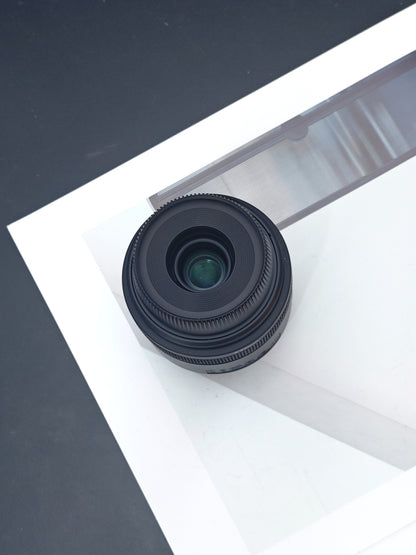 Canon Macro Lens EF-S 35mm F2.8 IS STM