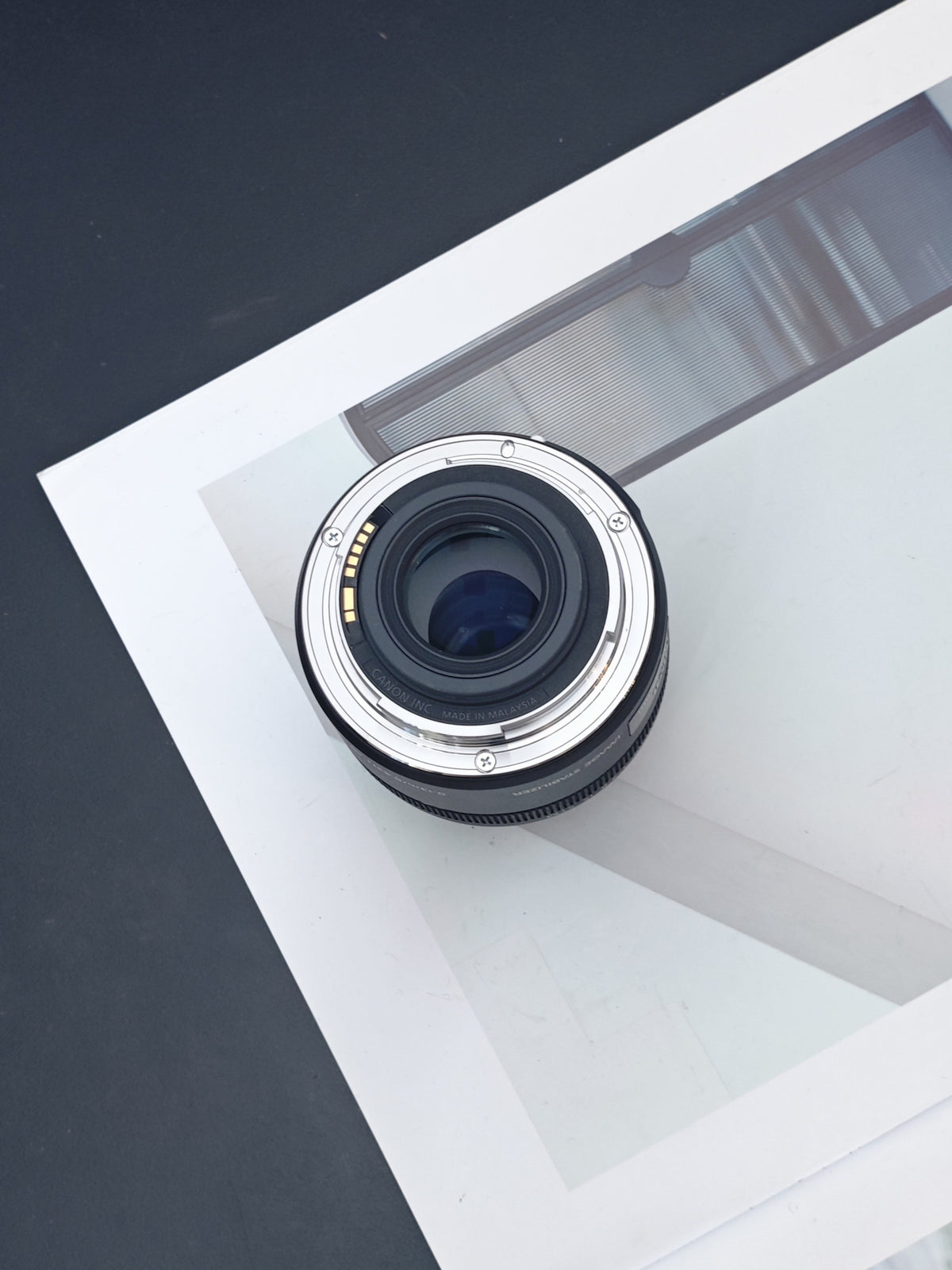 Canon Macro Lens EF-S 35mm F2.8 IS STM