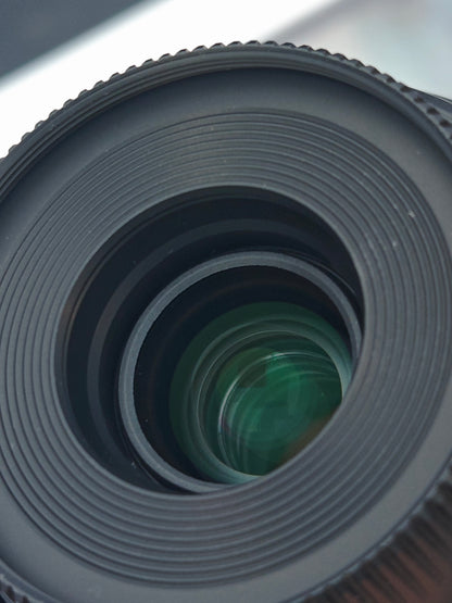 Canon Macro Lens EF-S 35mm F2.8 IS STM