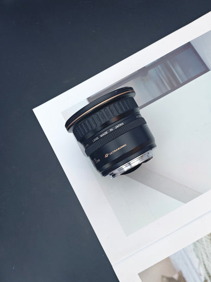 Canon Zoom Lens EF 20-35mm F3.5-4.5 USM