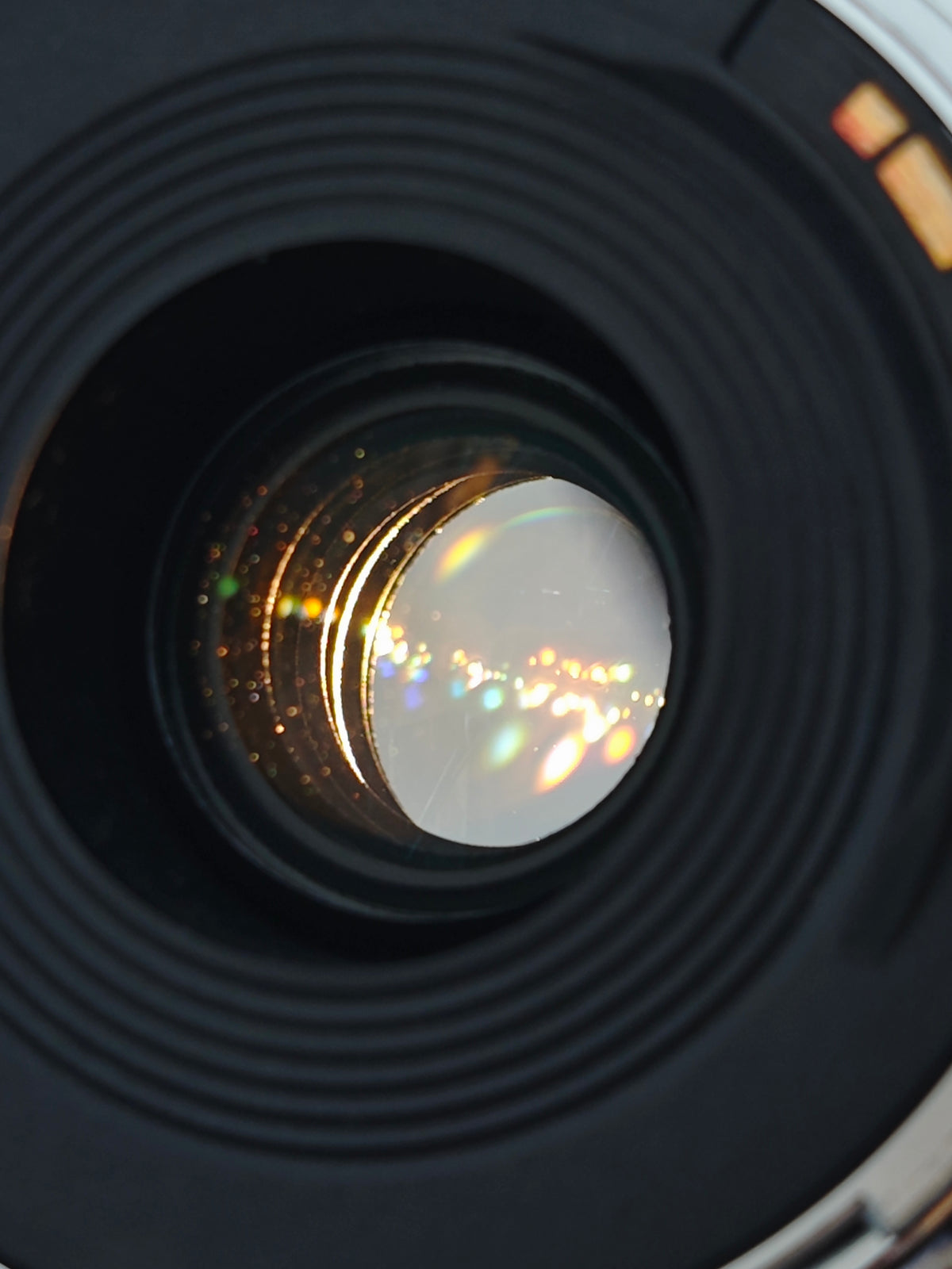 Canon Zoom Lens EF 20-35mm F3.5-4.5 USM