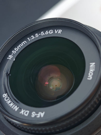 *READ* Nikon DX AF-S Nikkor 18-55mm F3.5-5.6 G VR
