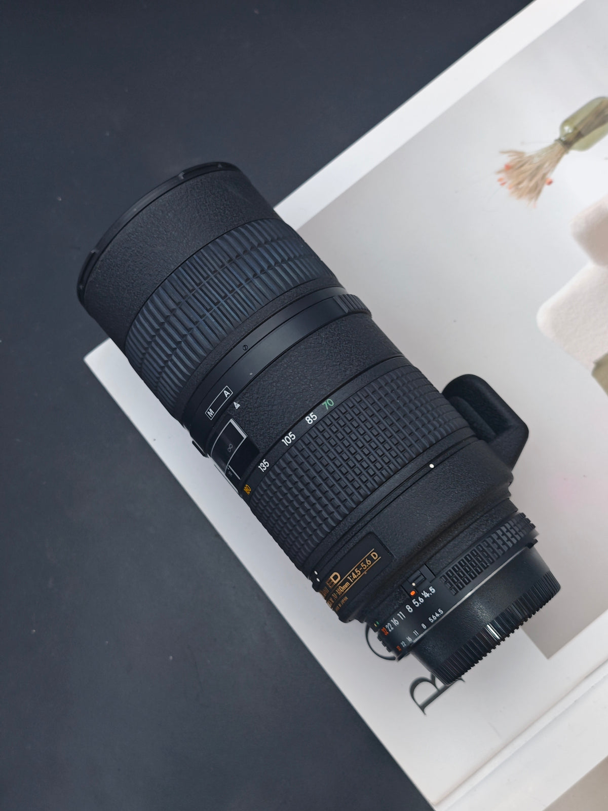 Nikon ED AF Micro Nikkor 70-180mm F4.5-5.6 D