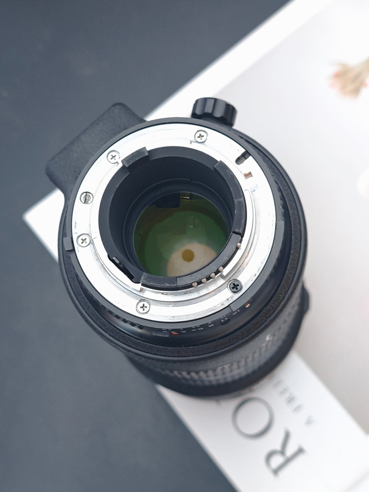 Nikon  ED AF Nikkor 80-200mm F2.8 D (Two-Ring version) #717715