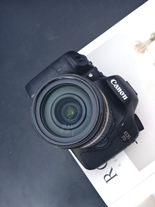 Used Canon EOS 7D with Tamron AF 18-270mm F3.5-6.3 Di II [No charger]
