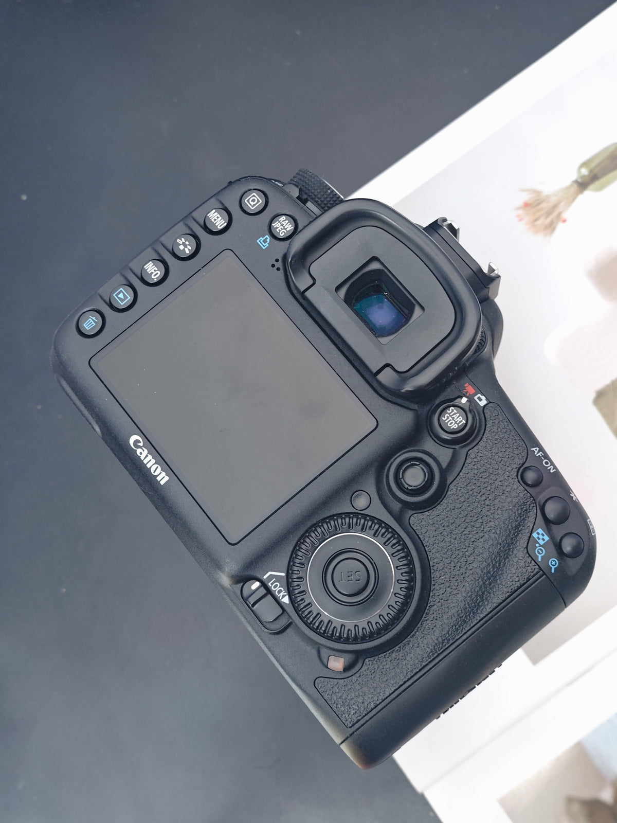 Used Canon EOS 7D with Tamron AF 18-270mm F3.5-6.3 Di II [No charger]