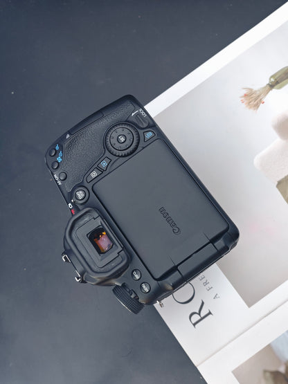 *READ* Canon EOS 70D with EF 50mm f1.8 II and Sigma DG 70-300mm F4-5.6 Optical Stabilizer [+Speedlite 380EX]