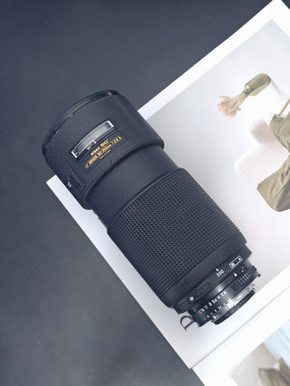 Nikon ED AF Nikkor 80-200mm F2.8 D #468400