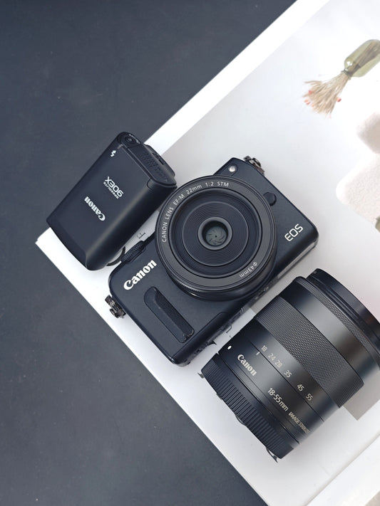 Used Canon EOS M2 with Canon Lens EF-S 22mm f2 STM and EF-M 18-55mm F3.5-5.6 IS STM [+Speedlite 90EX]