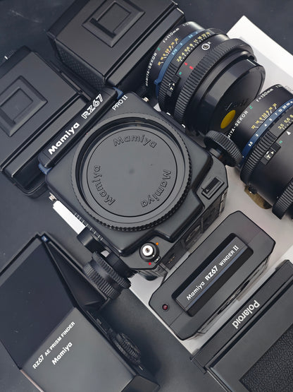 *READ* Mamiya RZ67 Pro II with Z 110mm F2.8W and Z 150mm F3.5W [+AE Prism finder,Polaroid Mag,Winder II]
