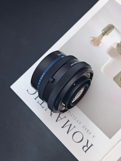 *READ* Mamiya RZ67 Pro II with Z 110mm F2.8W and Z 150mm F3.5W [+AE Prism finder,Polaroid Mag,Winder II]