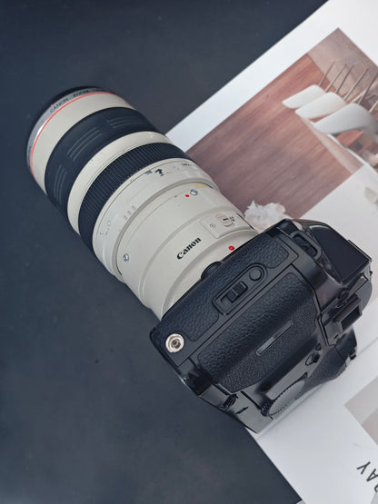 *READ* Canon EOS-1 with Canon Zoom Lens EF 35-350mm F3.5-5.6 L Ultrasonic