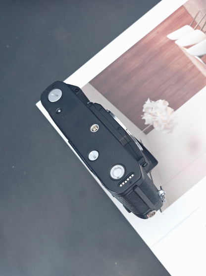 Canon New F-1 body #298172