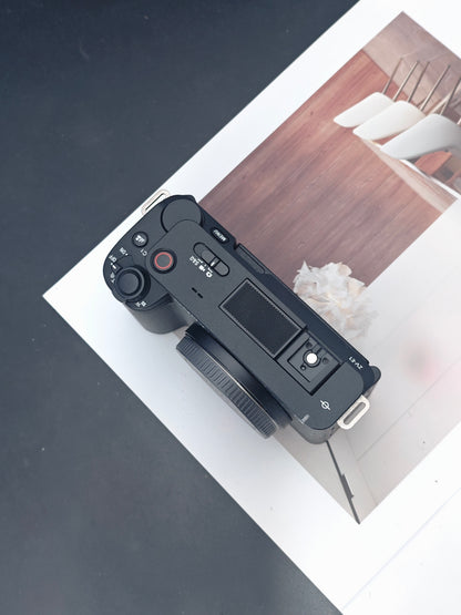Used Sony ZV-E1 body Digital Camera [JPN only, No charger]