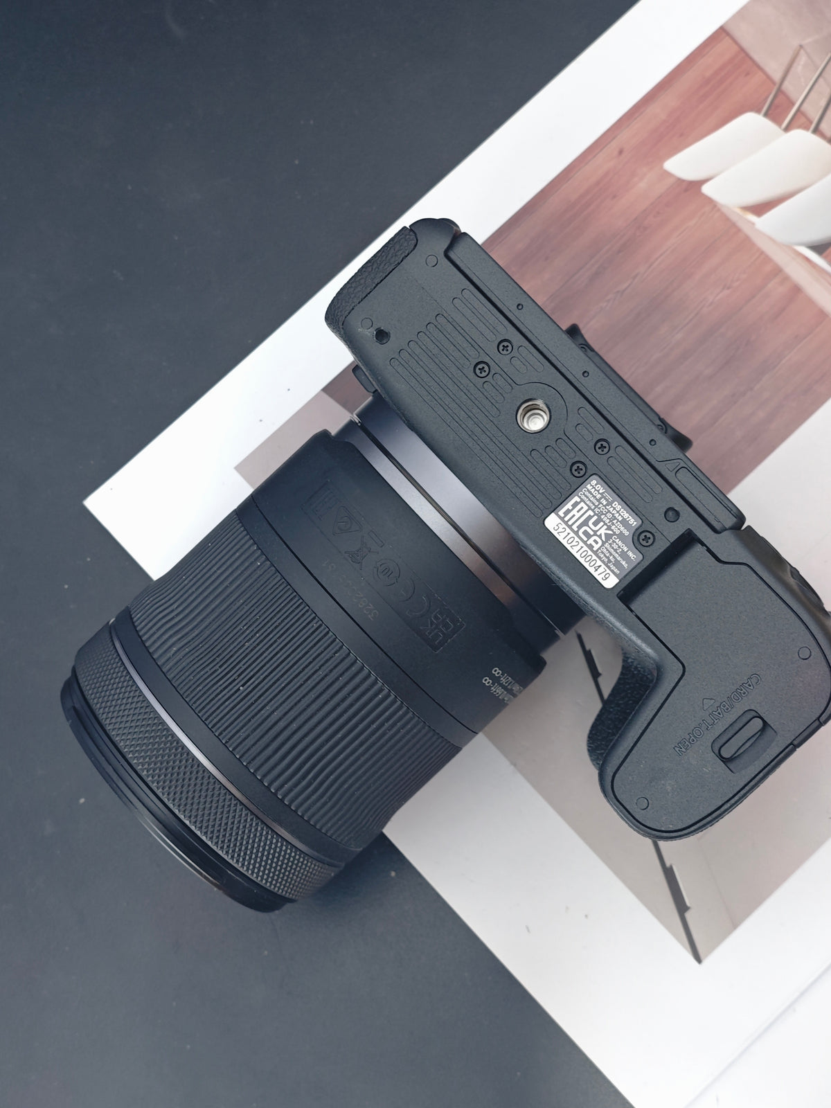 Used Canon EOS RP with Canon Lens RF 24-105mm F4-7.1 IS STM Digital Camera [No charger]