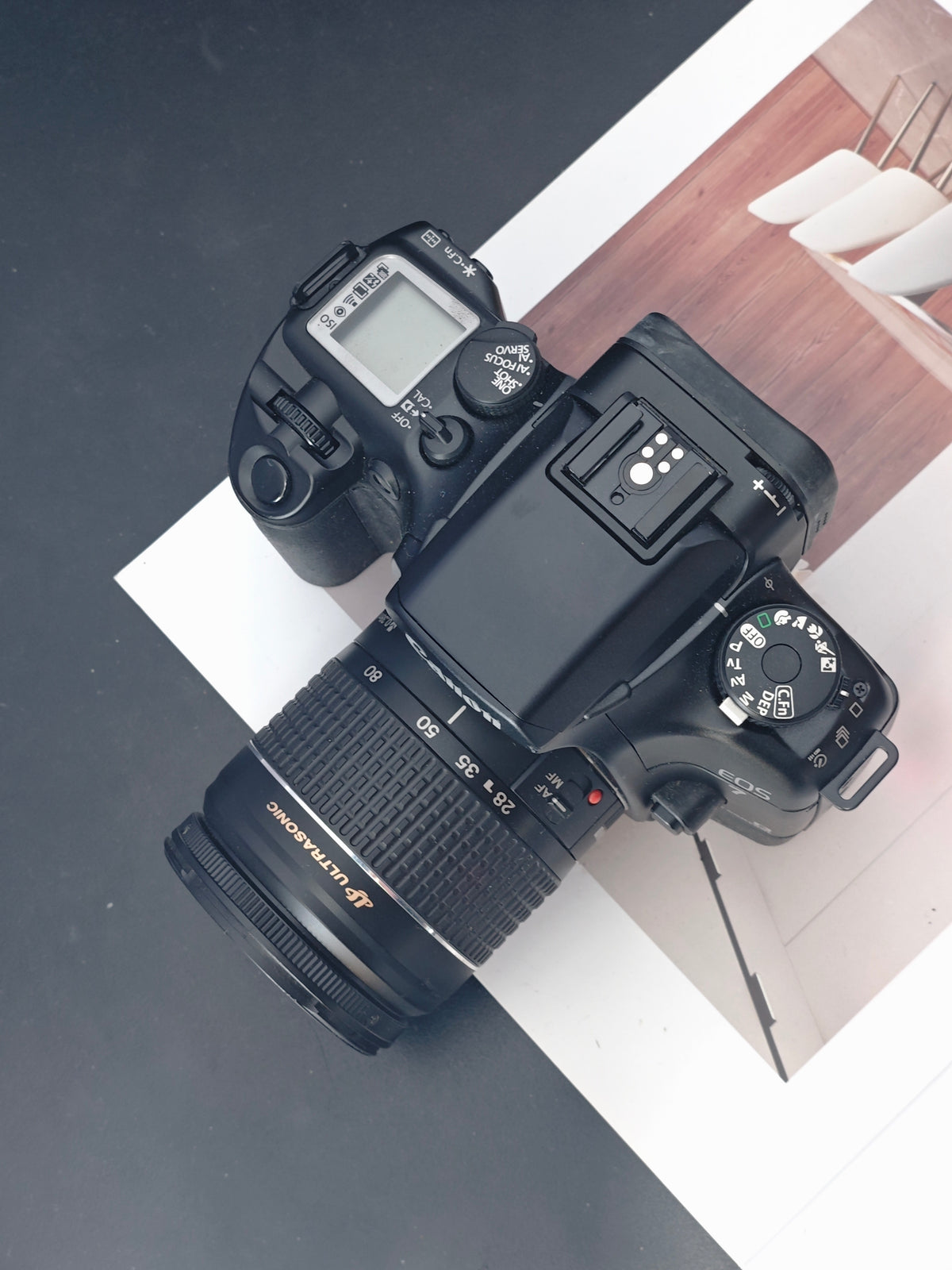 Canon EOS 7 with EF 28-80mm F3.5-5.6 V USM