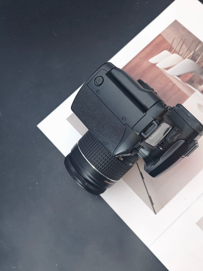 Canon EOS 7 with EF 28-80mm F3.5-5.6 V USM