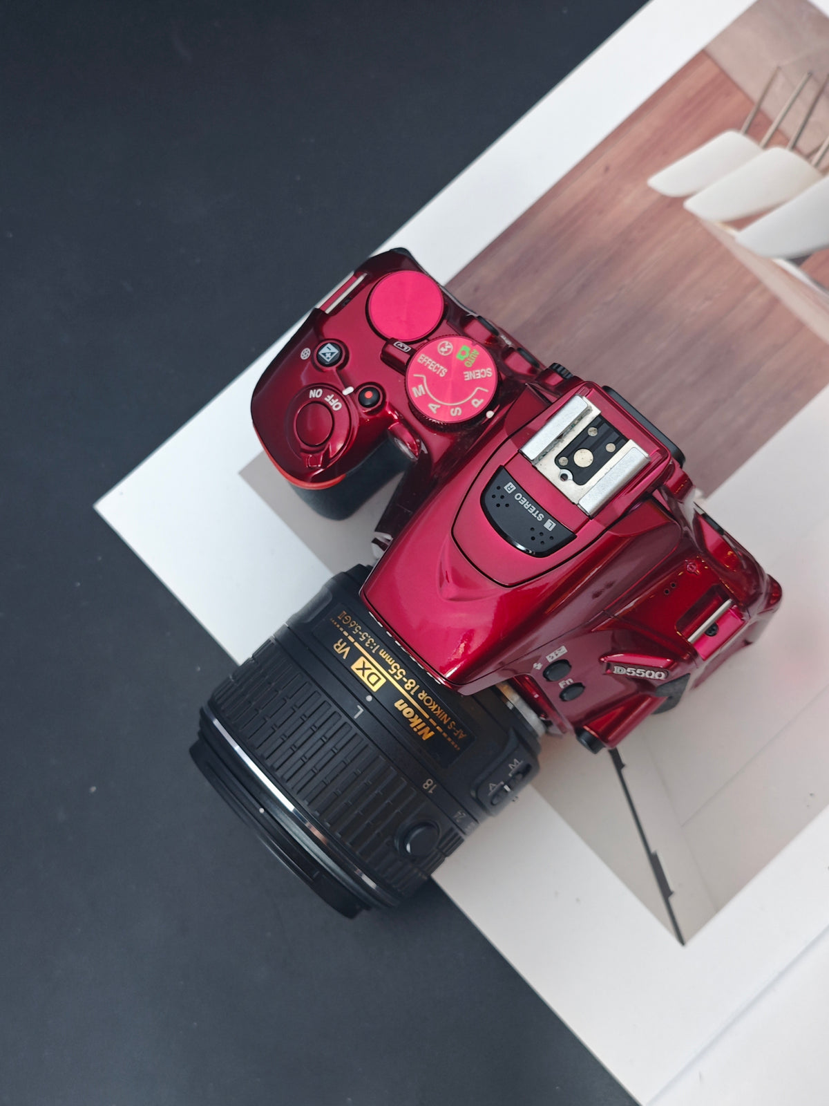 Used Nikon D5500 red with Nikon AF-S Nikkor 18-55mm F3.5-5.6 G II VR #2066899