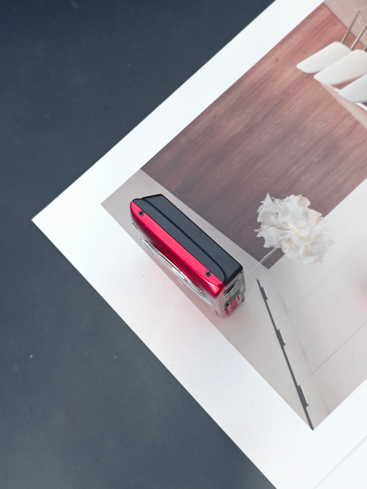 Used Nikon Coolpix S2900 red Digital Camera [with box]
