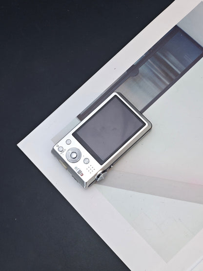 Used Panasonic Lumix DMC-FH5 silver Digital Camera [JPN only, No charger] #WL1KD002210