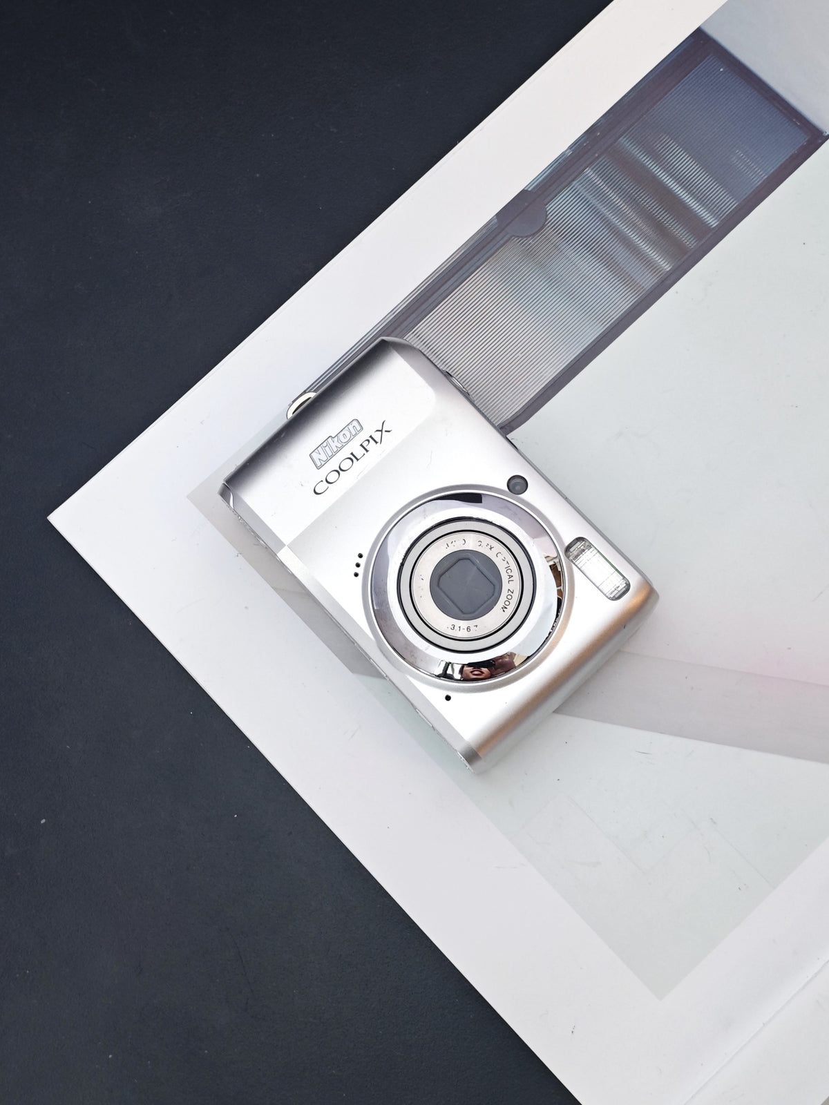 Used Nikon Coolpix L20 silver Digital Camera