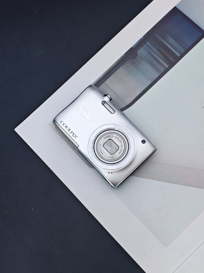 Used Nikon Coolpix A100 silver Digital Camera