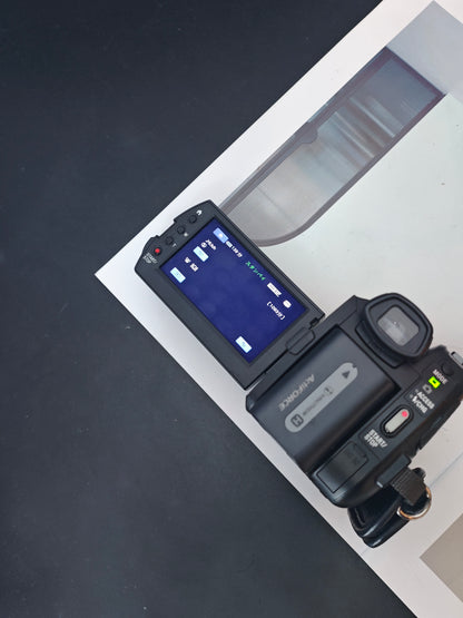 Used Sony HDR-XR500V Handycam [JPN only, with box]