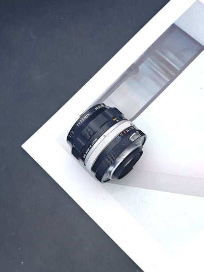 Nikon Nikkor-O Auto 35mm F2 Non-Ai #772865